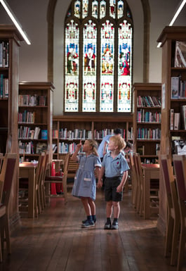 SPS Boy Girl in SS Library