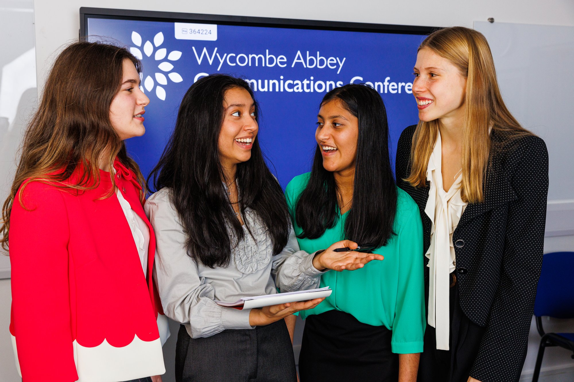 21.11.15 Comms Conference smiling girls 